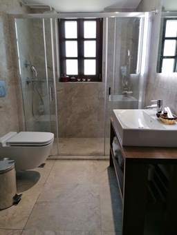 Room_6_-_4
